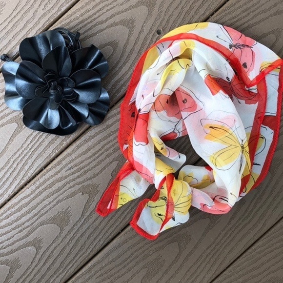 Echo Vintage sheer silk dainty butterfly scarf - Picture 2 of 8